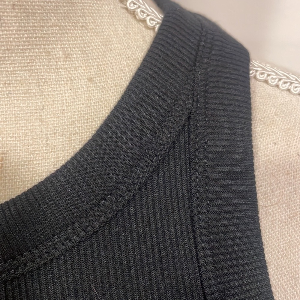 Gap NET Muscle Tank - Picture 6 of 11